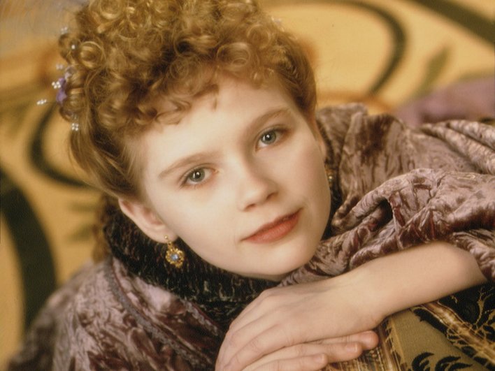 Как выглядят самые красивые блондинки из фильмов и сериалов о вампирах: Кирстен Данст, Анастасия Стежко и другие