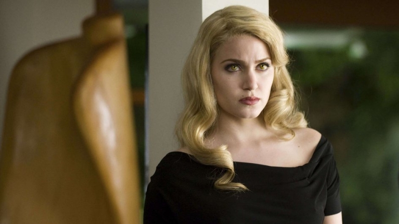 Как выглядят самые красивые блондинки из фильмов и сериалов о вампирах: Кирстен Данст, Анастасия Стежко и другие