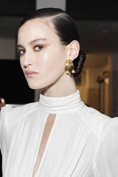 Контуринг Ким Кардашьян и смоки: как изменился макияж звезд за 10 лет