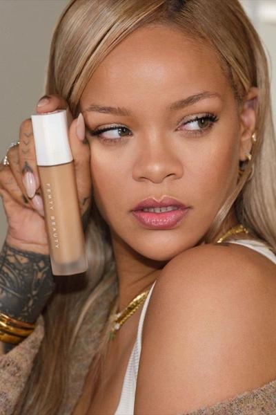 Контуринг Ким Кардашьян и смоки: как изменился макияж звезд за 10 лет