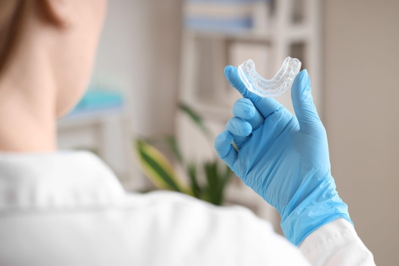 Мифы о брекетах: что такое элайнеры, можно ли ставить брекеты после 50, нужна ли диета с брекетами, рекомендации врача