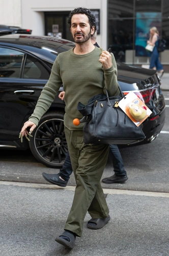 Модные итоги 2025: от бесконечных дебютов до Labubu