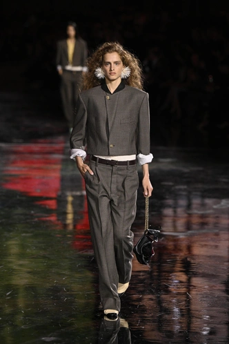 Модные итоги 2025: от бесконечных дебютов до Labubu