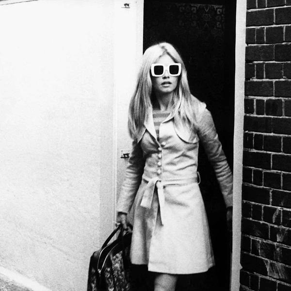 Ненавидела роскошь, но носила Chanel: как Брижит Бардо изменила моду