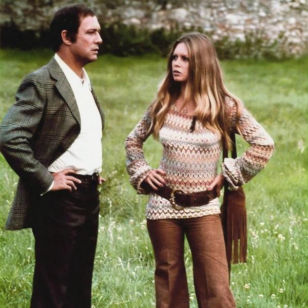 Ненавидела роскошь, но носила Chanel: как Брижит Бардо изменила моду