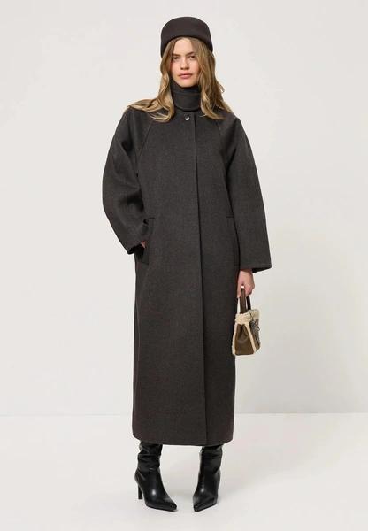 Olsen tuck: заправлять волосы под одежду — новый модный прием от сестер Олсен