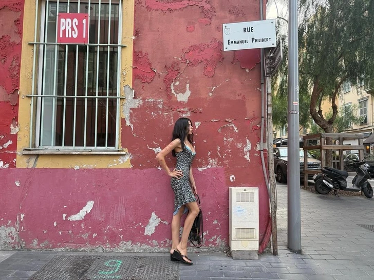 Почему все говорят об Эрике Кикнадзе — новой it-girl модной Москвы