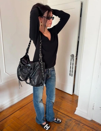 Почему все говорят об Эрике Кикнадзе — новой it-girl модной Москвы