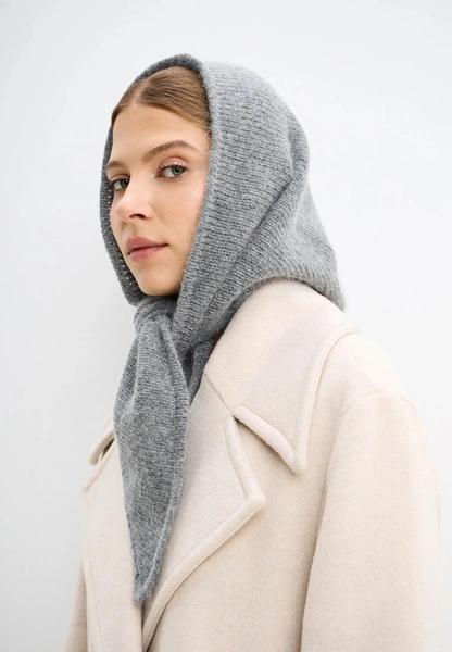 Шерстяная косынка — лучшая альтернатива шапкам (без вреда для прически)