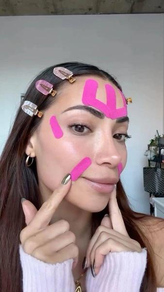 В тренде &laquo;каменное лицо&raquo;: что это и почему его не стоит повторять