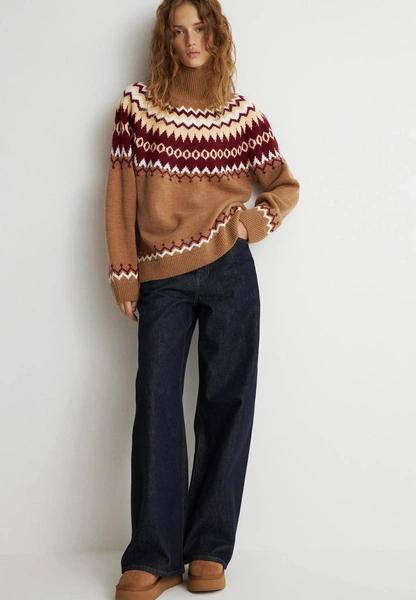 База на всю зиму: лучшие свитера, водолазки, брюки и джинсы