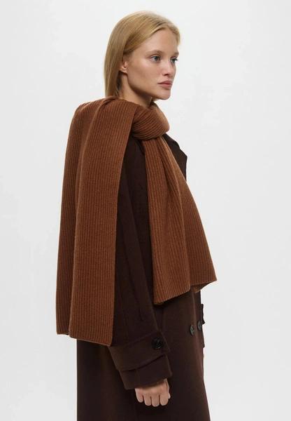 Эти шарфы выведут ваши зимние образы на новый уровень: 10 самых классных вариантов