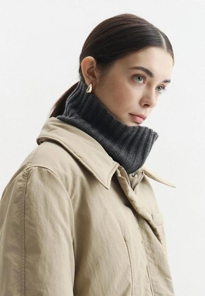 Эти шарфы выведут ваши зимние образы на новый уровень: 10 самых классных вариантов