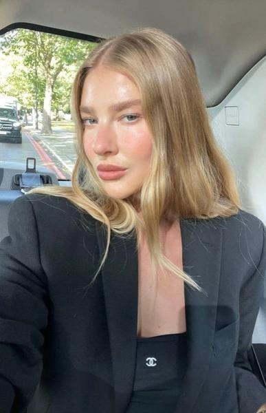 Fawn Blonde&nbsp;&mdash; модное окрашивание февраля, которое смотрится дорого