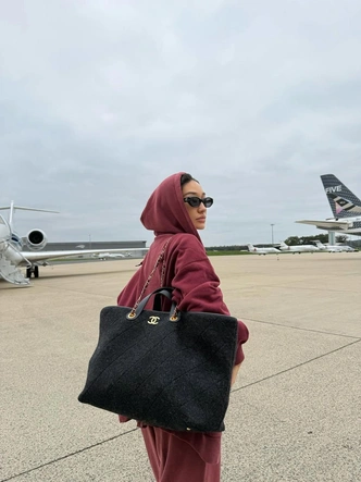 Фетиш, архив и инвестиция: коллекция люксовых сумок Пегги Гу