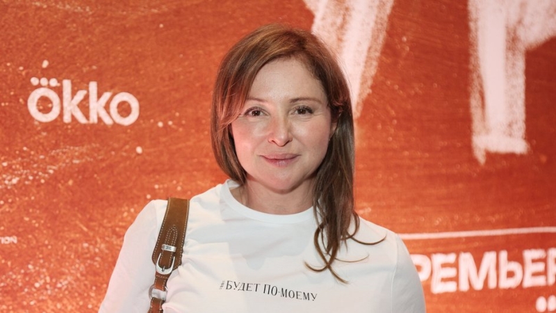 Как 51-летней Анне Банщиковой из «Ищейки» удается выглядеть молодо и привлекательно: фото, детали, подробности ухода