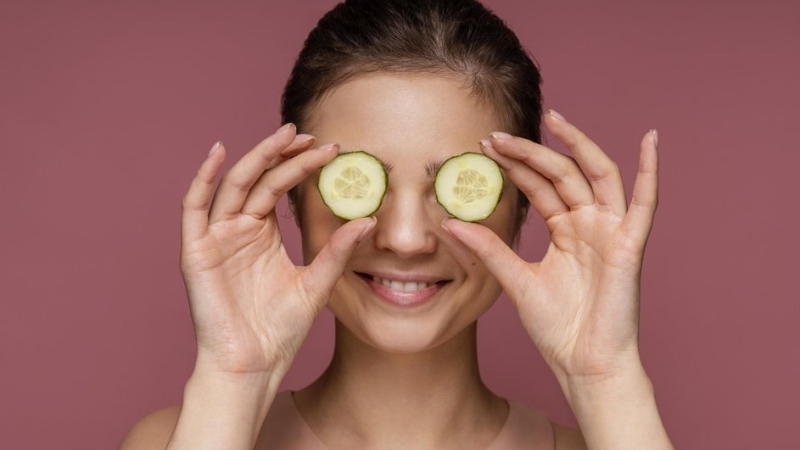 Как убрать мешки под глазами: 4 эффективных способа быстро избавиться от отеков под глазами самостоятельно