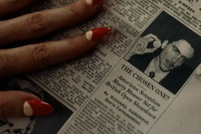 Лунный маникюр как у Гвинет Пэлтроу&nbsp;&mdash; тренд 1930-х, который стоит повторить прямо сейчас