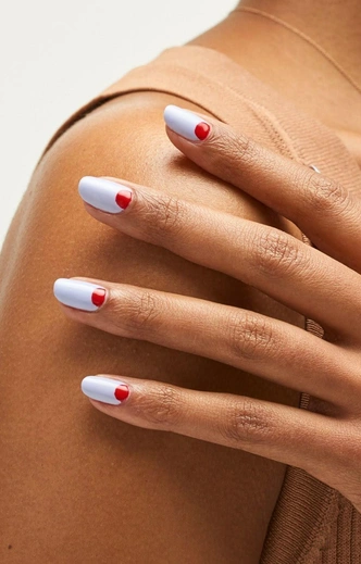 Лунный маникюр как у Гвинет Пэлтроу&nbsp;&mdash; тренд 1930-х, который стоит повторить прямо сейчас