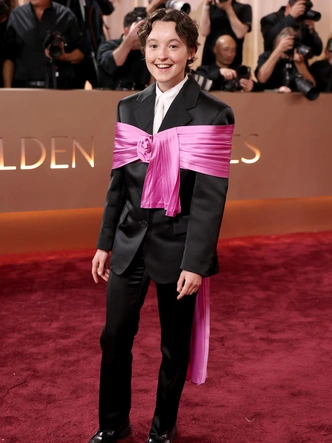 Модный провал: 10 худших образов церемонии «Золотой глобус — 2026»