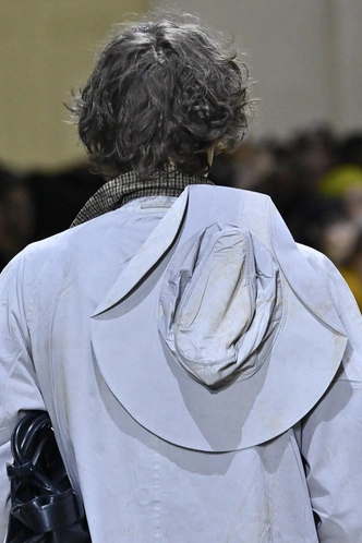 Мужская коллекция Prada FW’26: тренды из мужской моды в женский гардероб