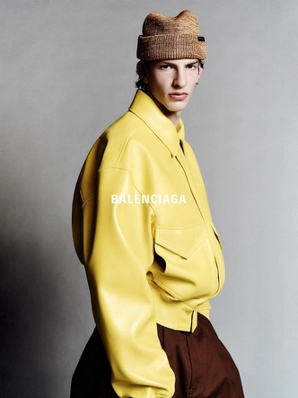 Новая коллекция Balenciaga под руководством Пьерпаоло Пиччоли: переосмысление модных тенденций