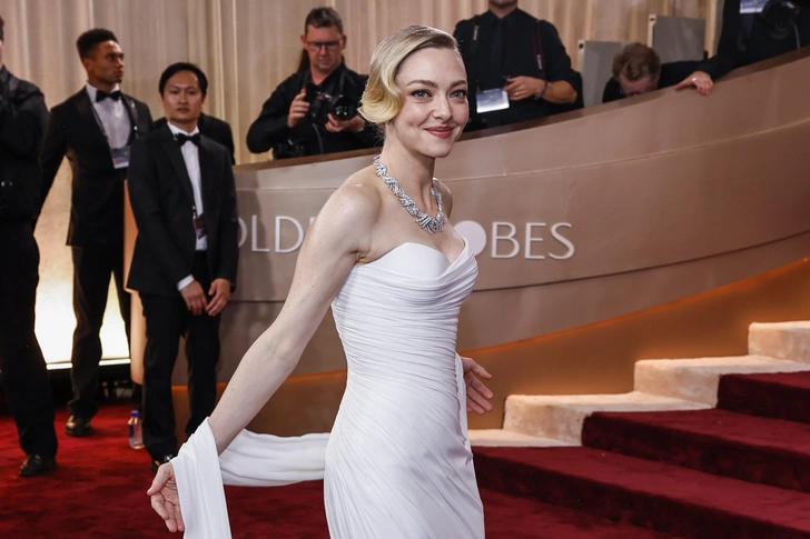 &laquo;Обнаженные&raquo; губы, коричневый смоки и еще 5 бьюти-трендов &laquo;Золотого глобуса&raquo;