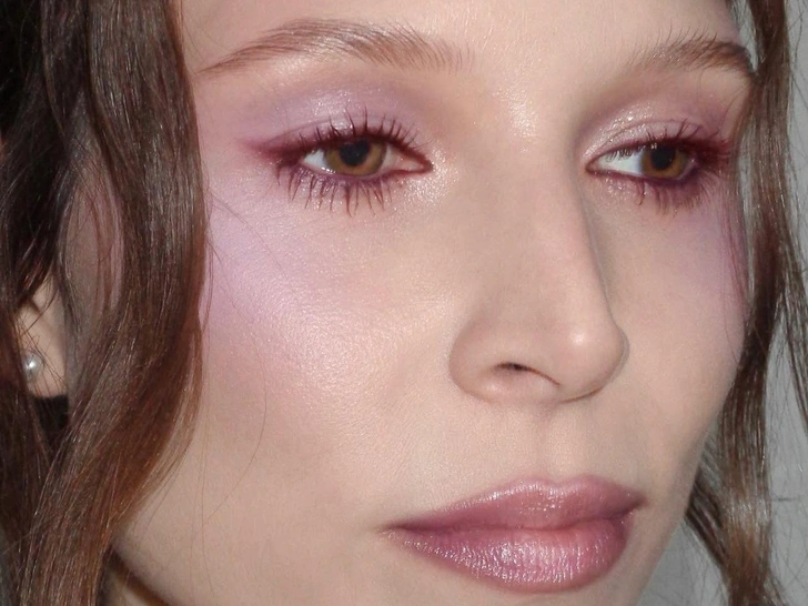 Вместо черной: какого цвета купить подводку для выразительного взгляда