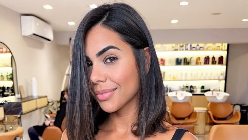 Женские стрижки, которые молодят: лучшие варианты длины до плеч