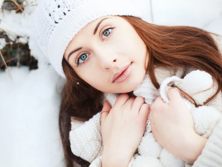 Зимний уход за волосами: почему не работают привычные средства и что делать