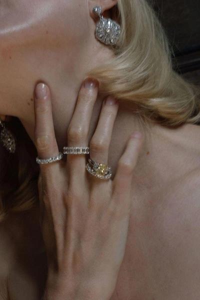 10 ароматов на весну: пачули в сердце как главный символ роскоши