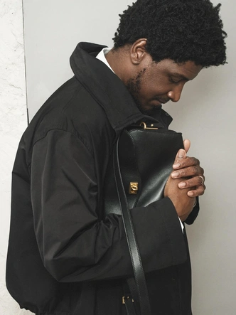 11 новых имен Balenciaga: от Вайноны Райдер до Харриса Дикинсона