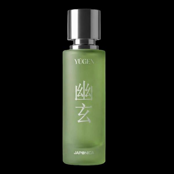 Бьюти-находки и новинки недели: крем в капсулах, аромат Японии и тон-легенда