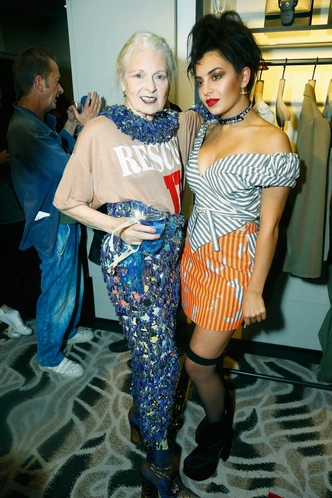 Эволюция стиля Чарли XCX: от Tumblr-гранжа до кинодивы