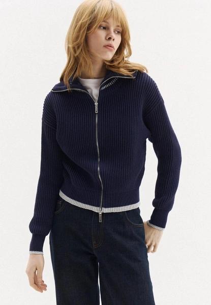 Фэшн-обсессия весны&nbsp;&mdash; олимпийка Uniqlo