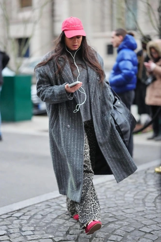 Главные стайлтрики с улиц Парижа, которые мы будем повторять этой весной