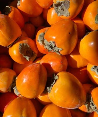 Хурма, которая точно не вяжет,&nbsp;&mdash; самый трендовый маникюр февраля-2026