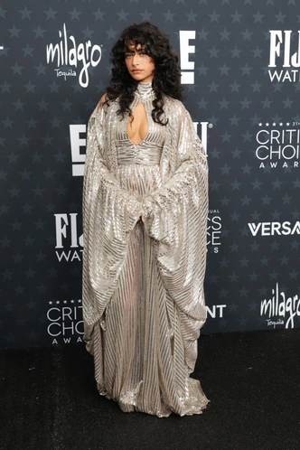 Как Одесса Эзайон стала нашей модной одержимостью (даже без помощи персонального стилиста)