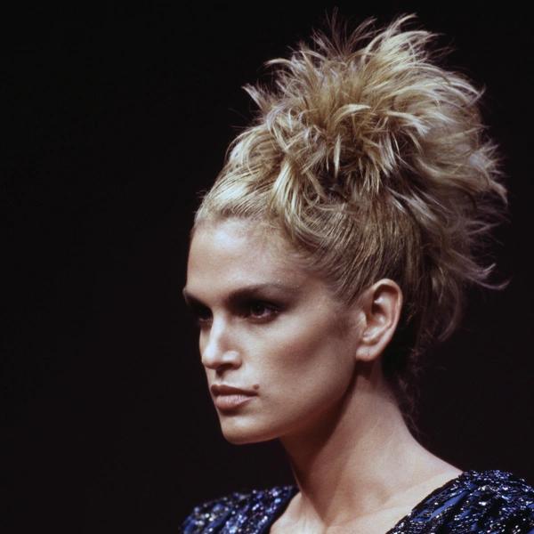 Королева подиума: 20 восхитительных фото супермодели Синди Кроуфорд