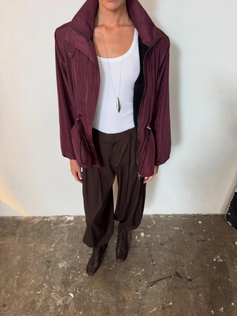 10 лучших ветровок на весну 2026 от российских брендов