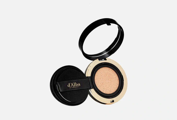 10 тональных основ с эффектом фарфорового лица