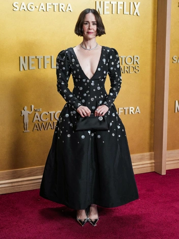 15 лучших образов звезд на Actor Awards — от винтажного Yves Saint Laurent до свежего Gucci