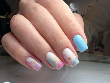 Акварельный маникюр: 12 идей дизайна, который вам точно понравится