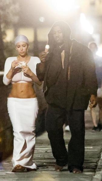 Безумные любовники: самые эпатажные наряды Канье Уэста и Бьянки Цензори, которые взбудоражили весь мир