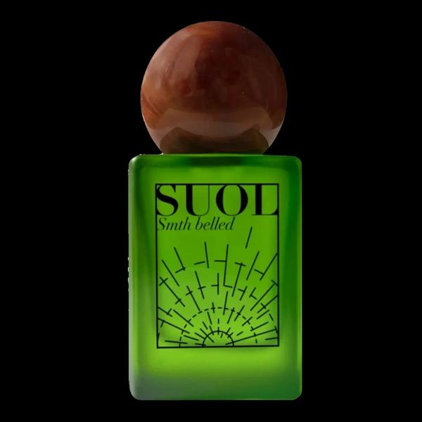 Бьюти-находки и новинки недели: аромат зеленых овощей, парфюм для Девы и кофейные патчи