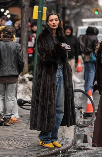 Главные стайлтрики с улиц Нью-Йорка, которые мы будем повторять этой весной