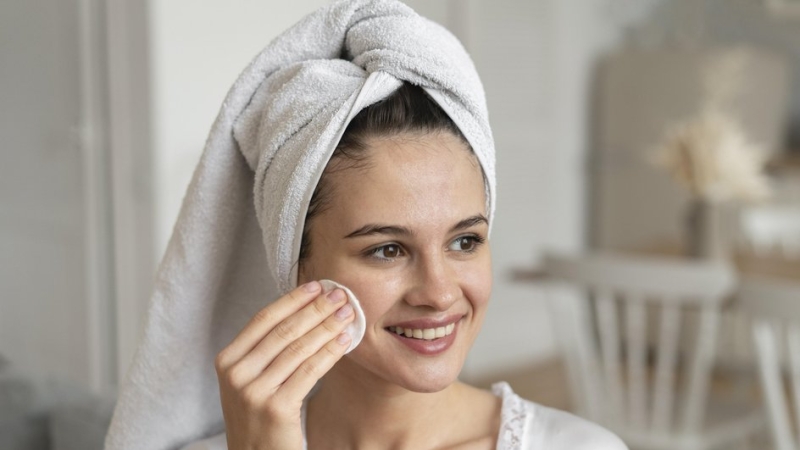 Как уменьшить кольца Венеры: 5 шагов к идеально гладкой коже не шее