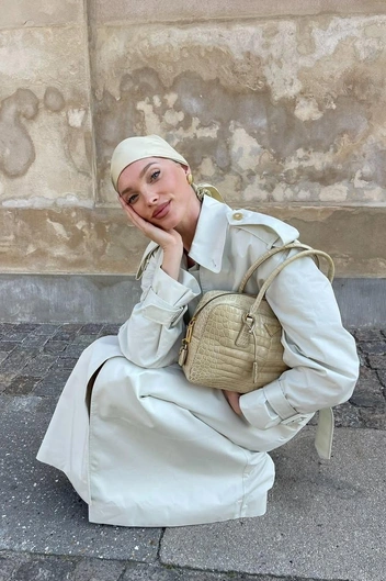 Какой плащ купить весной 2026&nbsp;&mdash; 10 классных вариантов от российских дизайнеров