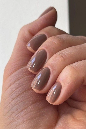 Кашемировые ногти&nbsp;&mdash; для тех, кто соскучился по благородному маникюру