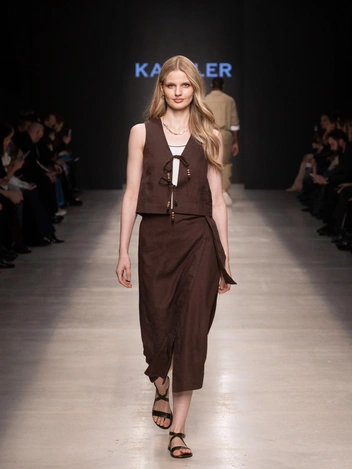 Многослойность и акцент на плечи: 10 трендов с Московской недели моды